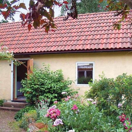 1 Bedroom Beautiful Home In Tomelilla Kültér fotó